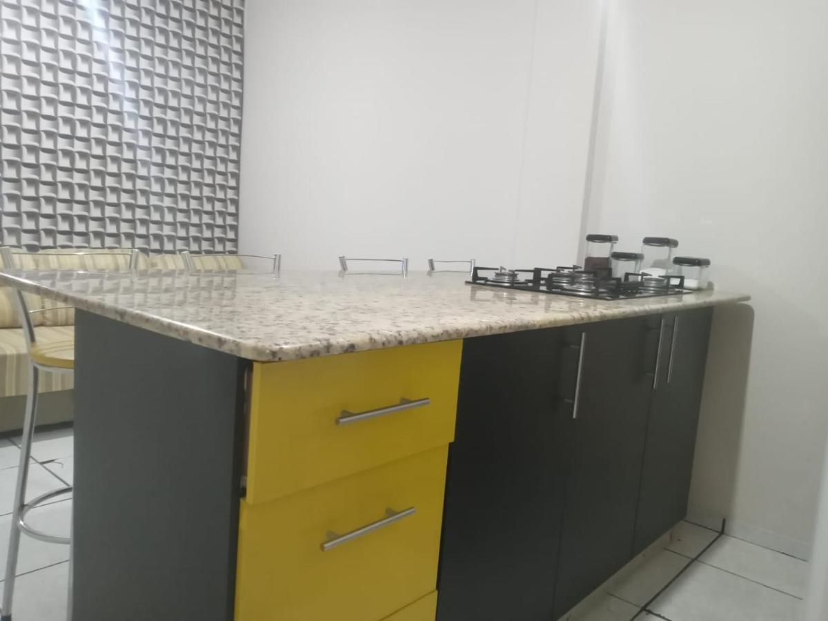 Elegante Apartamento No Centro De Curitiba Exterior foto